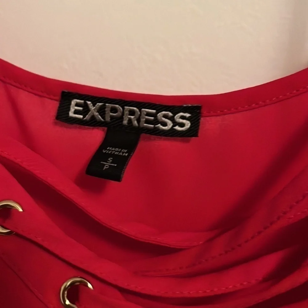 Express Sleeveless blouse, red small, ruffle cap, double spaghetti strap - Picture 5 of 7